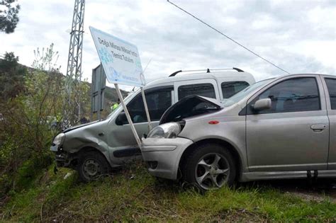 Tokat Ta Otomobil Ile Hafif Ticari Ara Arp T Yaral Haberler