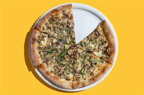 Best California Pizza Kitchen Pizzas Every Cpk Pizza Pie Ranked Thrillist