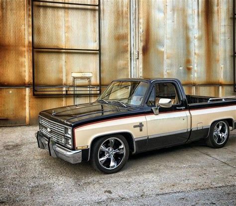 Pin By Rob On Cool Squares Chevrolet Trucks Chevy Trucks Gm Trucks