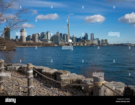 Toronto waterfront trail hi-res stock photography and images - Alamy