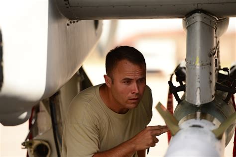 Pacaf Aircraft Maintenance Units Hone Skills During Load Crew