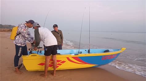 MEMBURU GIANT TREVALLY MALAH DAPAT SAMBARAN QUEEN FISH YouTube