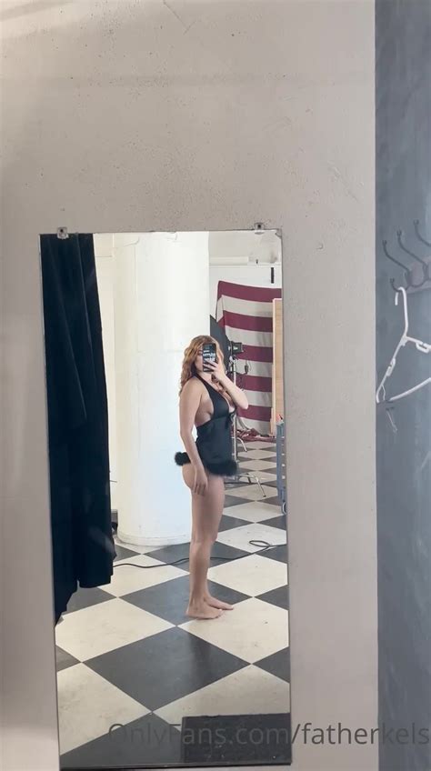Fatherkels Nude Show With Erotic Body Hot Video Trending Onlyfans