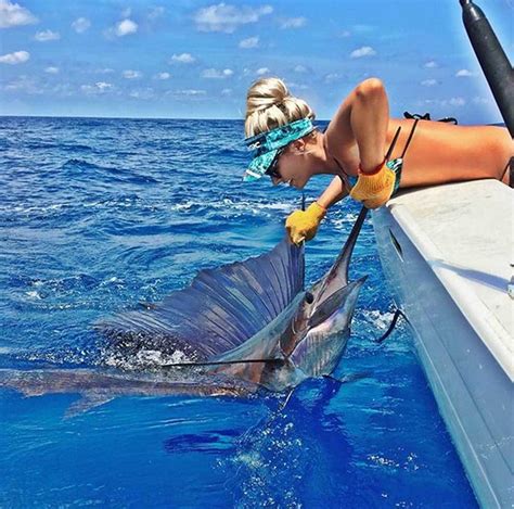 Pesca Deportiva Michelle Dalton La Reina Pescadora De La Pesca