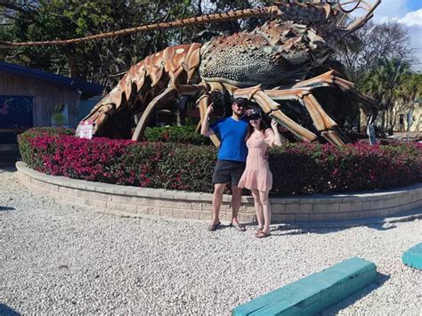 The World’s Largest Spiny Lobster Statue Is In Florida, And It’s A Must ...