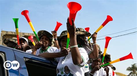 Senegal S Election Campaign Ramps Up After Poll Delay Dw