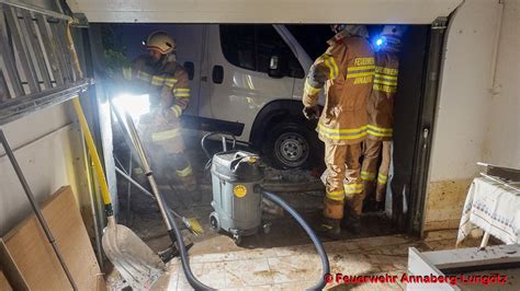 Keller Unter Wasser Freiwillige Feuerwehr Annaberg Lung Tz