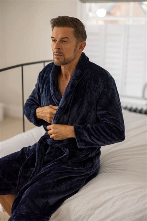 Heat Holder Men S Dressing Gown Navy Sunset Surf Turf