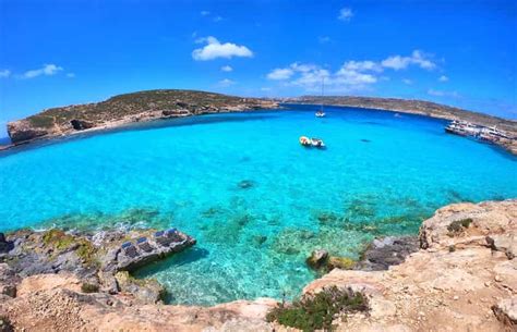 Da Sliema Crociera Sull Isola Di Comino E La Laguna Blu GetYourGuide