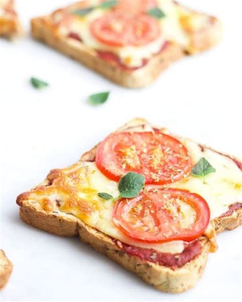 Easy Recipe Pizza Toasts Ideas Pizza Recipes Easy Healthy Meals To