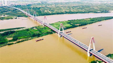 Red River in Hanoi: Exploring Beauty and Experience Tranquility