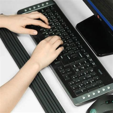 Aliexpress.com : Buy Keyboard Wrist Rest Pad Anti slip Soft Silicone ...