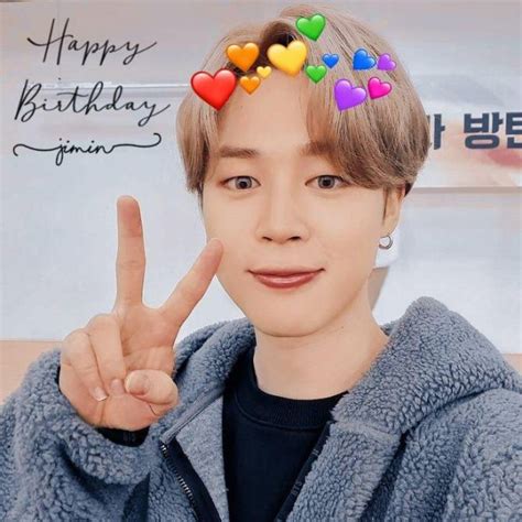 Bts Community Posts Happy Birthday Jimin 😘🤩💝🎂🥂 We All Love You 💝