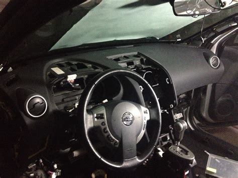 Снятие панели приборов Nissan Qashqai