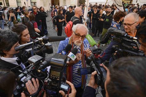 Extinction Rebellion Sciopero Della Fame A Montecitorio