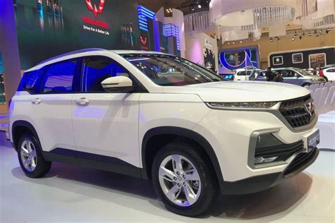 Harga SUV Wuling Almaz Termurah Rp 260 Jutaan