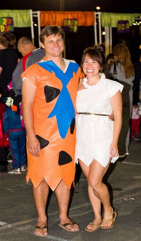 Fred And Wilma Flintstone Couple S Halloween Costume Couple Halloween Costumes Halloween