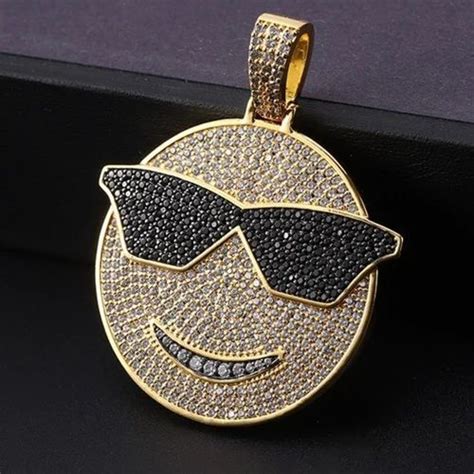 Zelsu Jewels Real Diamonds Hip Hop Emoji Diamond Pendant K At Rs