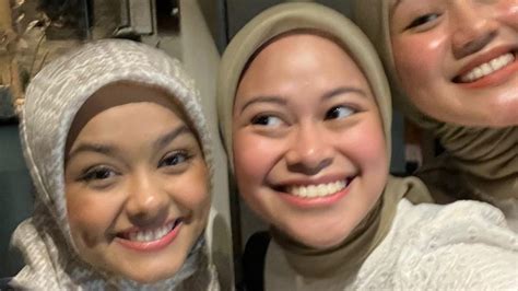 Intip Gaya Hijab Putri Anies Baswedan Santun Dengan Jilbab Segi Empat