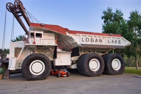 Highway Side Classic 1973 The Largest Truck In The World At The Time