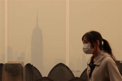 Nueva York Cubierta Por El Humo Fotos