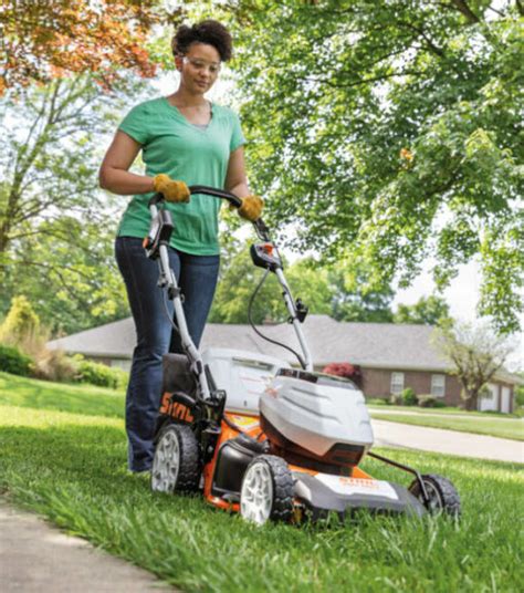 Stihl Cordless Walk Behind Self Propelled Lawn Mower RMA 460 V Wilco