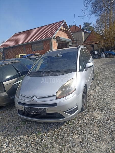 Prednji Branik Za Citroen C4 Grand Picasso Auto Delovi Polovni