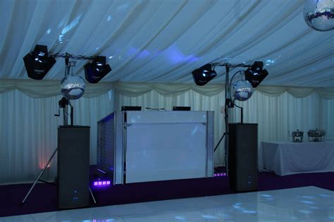 Discos For Hire Djs Hosts Wedding Djs Oxfordshire London