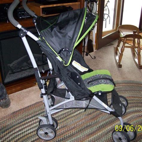 Graco Breeze Umbrella Stroller Snaplist