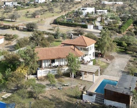 Hacienda Rinconada Vende Parcela Con Casa De D B Fernandez Escobar