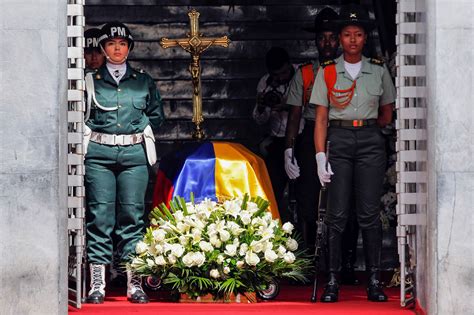 Medellin dit adieu à son enfant prodige Fernando Botero