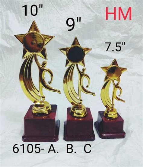 7 5inch Golden Wooden Sports Trophy For College Shape Star At Rs 325