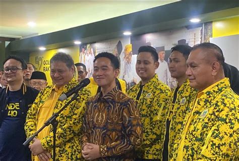 Resmi Diusung Golkar Jadi Bacawapres Prabowo Bagaimana Status Gibran