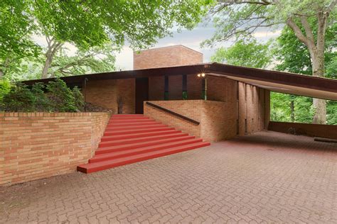 Photo Of In The Original Homeowners Of A Frank Lloyd Wright