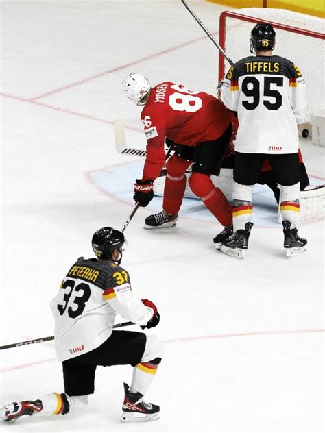 Deutschlands Eishockey Team Steht Zum Dritten Mal Im Wm Halbfinale