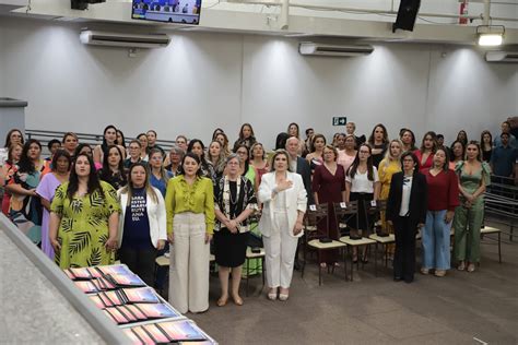 Mulheres educadoras são homenageadas pelo vereador Tabosa na Câmara