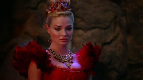 Anastasia Once Upon A Time Wiki Once Upon A Time Red Queen Emma Rigby