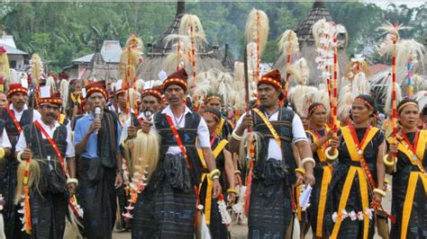 Pesan Mendalam Upacara Reba Dan Nilai Luhur Budaya Masyarakat Ngada Ntt