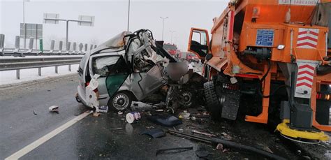 Grav accident rutier pe autostrada A1 Trei persoane au murit și alta