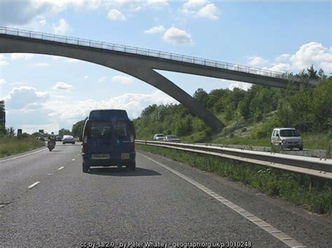 A41 Ridgeway Footpath Bridge Peter Whatley Cc By Sa 2 0 Geograph