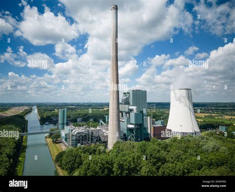 Kraftwerk Bergkamen Bergkamen Fotos Und Bildmaterial In Hoher