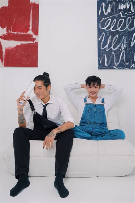 Tình yêu đồng tính năm ngọt ngào của cặp nam diễn viên hài hot Vbiz Sống chung nhà khán giả