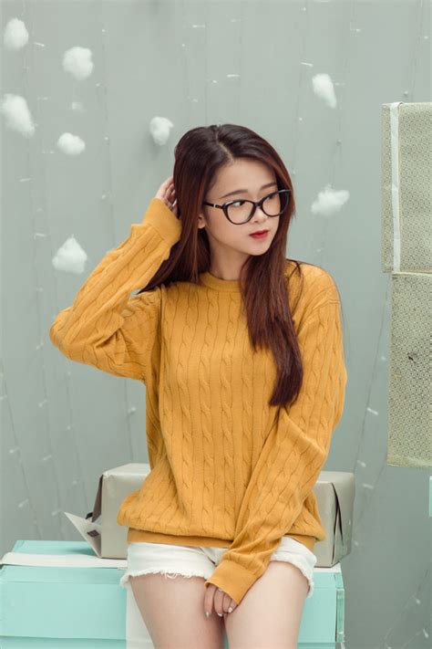 Hot girl thị phi nhất tung ảnh Giáng sinh đẹp lung linh