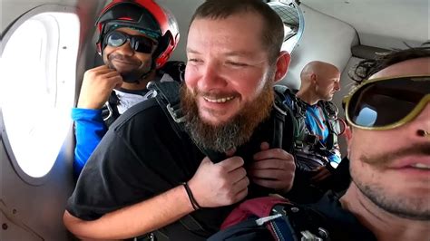 Skydive Sebastian Travis Skydivevs Youtube