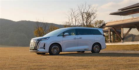 BYD's Denza Brand Updates D9 MPV with Lower Prices and Upgraded ...