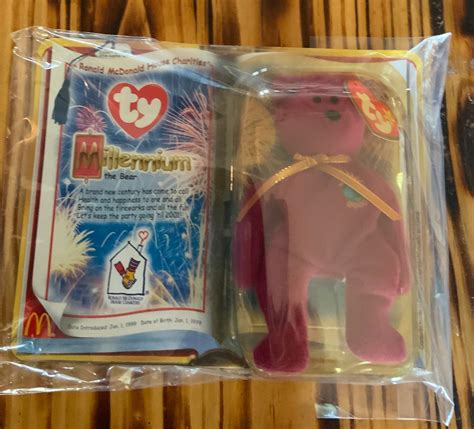 Ty Beanie Baby McDonald Millennium Bear Ronald McDonald House Charitie