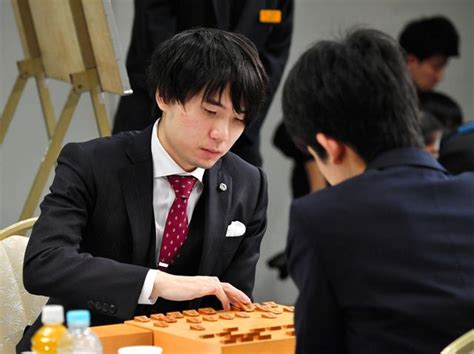 藤井五段、昇段後初対局 勝てば公式戦初の師弟対局へ：朝日新聞デジタル Sota Asahi