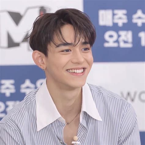 Kpop Wong Yukhei And Lucas Wong Image 8922953 On Favim