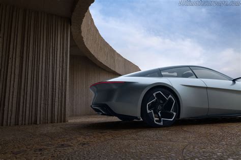 Chrysler Halcyon Concept