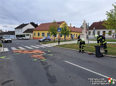 Bergung Zweier Pkws Nach Verkehrsunfall Ff Ernstbrunn